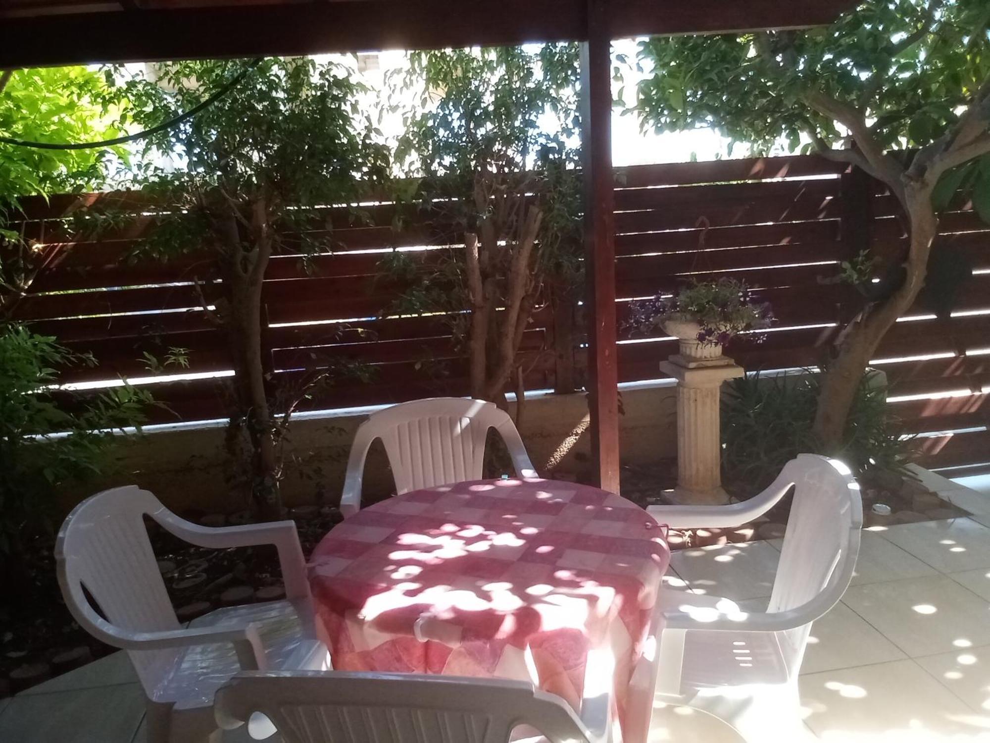 Green Patio Larnaca Exterior photo